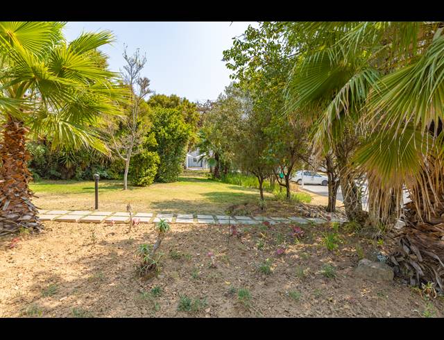 2 BEDROOM TOWNHOUSE FOR SALE IN BROADACRES